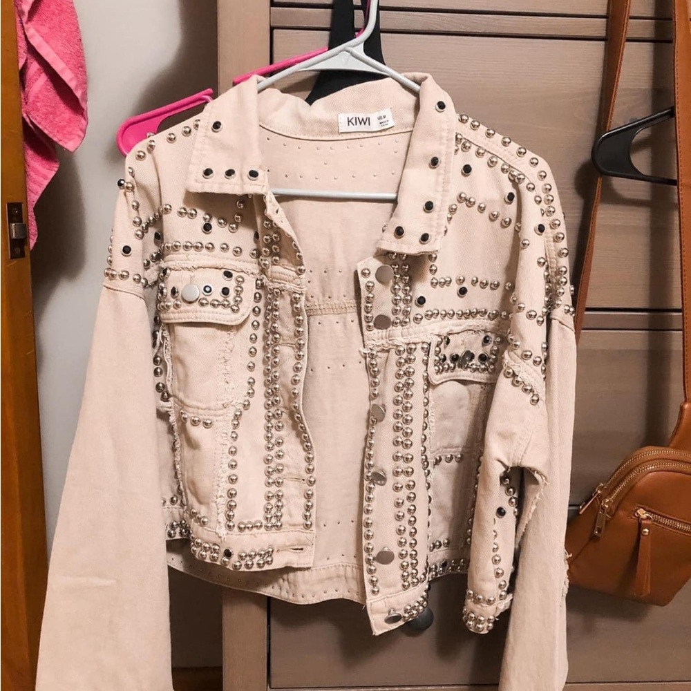 Kiwi brand studded jacket size medium